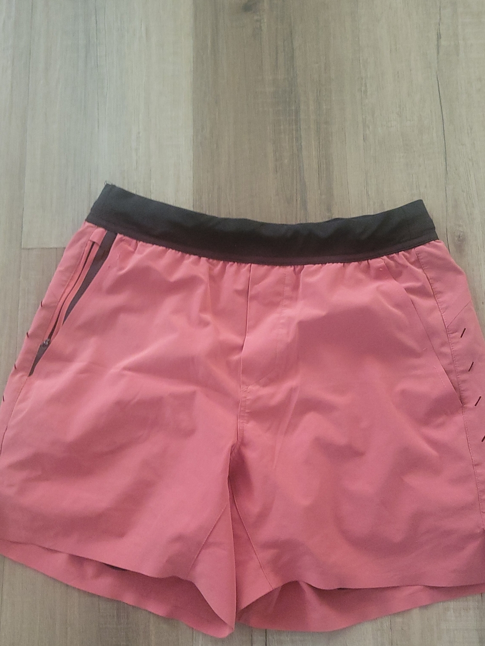 - Performance Running Shorts - Picture 3 of 8